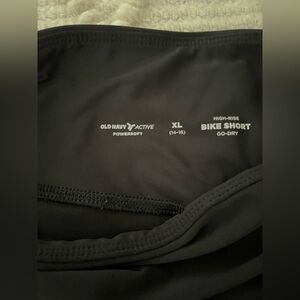 Old Navy Active Black High-Rise Shorts